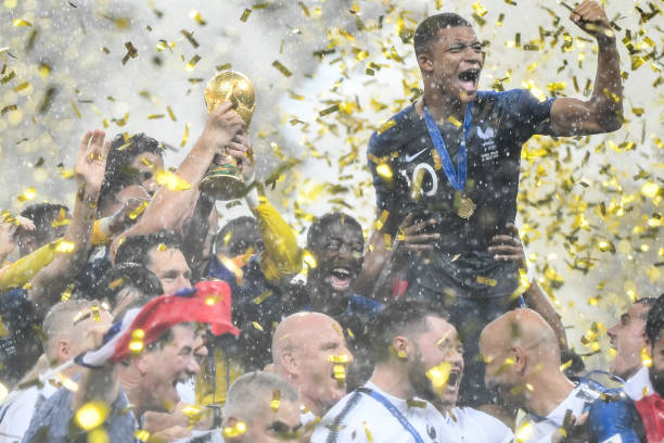 内迅速传达 内迅速传达